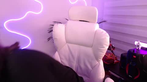 OF fallenag 1 online show from 09/18/25, 04:58