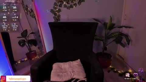 Fallen Angel online show from 10/04/25, 02:09