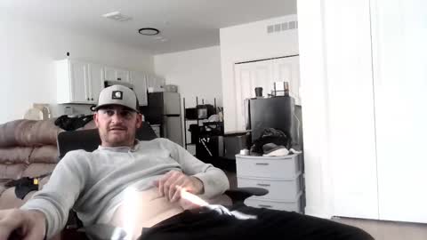 Snapshot of fallout7657 chatting on 09/24/25, 04:32 Daddy online show from 09/24/25, 04:32