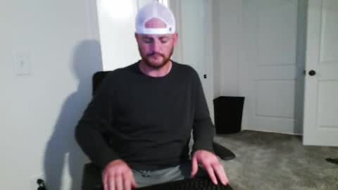 Snapshot of fallout7657 chatting on 10/29/25, 07:10 Daddy online show from 10/29/25, 07:10