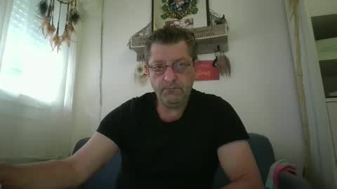 Snapshot of falushp chatting on 05/05/26, 06:10 falushp online show from 05/05/26, 06:10