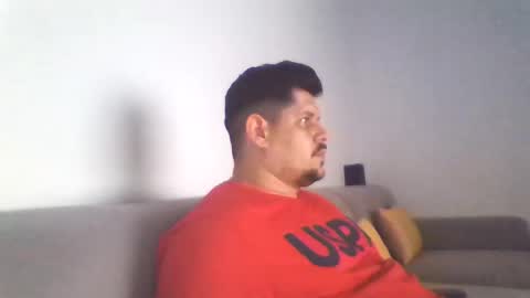Snapshot of famousboy1 chatting on 06/04/26, 06:58 YoungChris online show from 06/04/26, 06:58