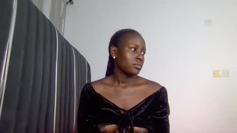 Snapshot of fancy_sly chatting on 12/05/25, 07:10 FANCY online show from 12/05/25, 07:10