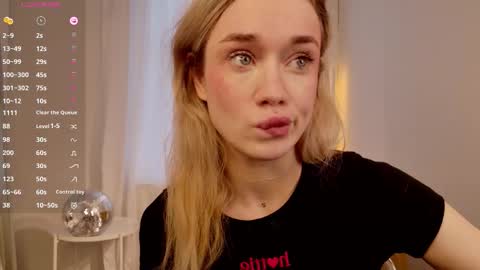 fancyamelia online show from 09/23/25, 12:30