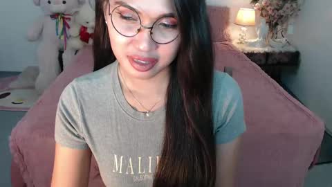 Layla online show from 01/25/25, 04:57