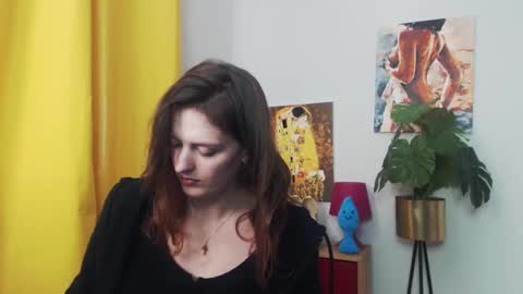 Nadine online show from 01/13/25, 12:24