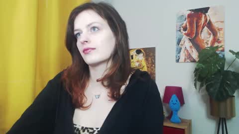 Nadine online show from 03/05/25, 06:12