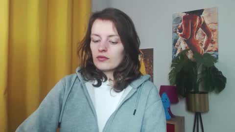 Snapshot of fancynadine chatting on 10/01/25, 04:40 Nadine online show from 10/01/25, 04:40