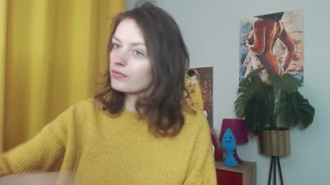 Snapshot of fancynadine chatting on 10/06/25, 04:43 Nadine online show from 10/06/25, 04:43