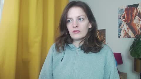 Snapshot of fancynadine chatting on 10/27/25, 05:44 Nadine online show from 10/27/25, 05:44