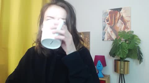 Nadine online show from 11/24/25, 05:51