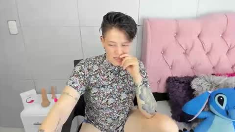 FANNY online show from 11/19/25, 01:49