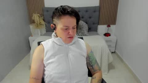 FANNY online show from 07/01/26, 09:25