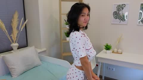 Eva online show from 01/04/25, 10:05