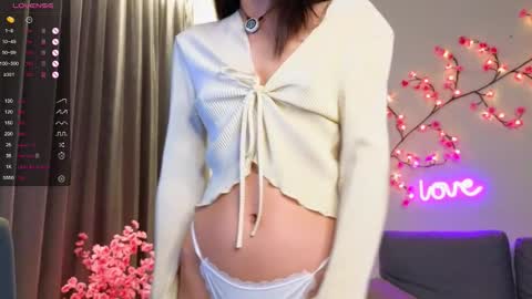 Eva online show from 10/26/25, 01:11