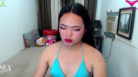 ITYS ME MONA online show from 12/13/25, 07:53