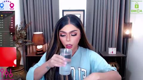 Snapshot of fantacyoflove chatting on 01/29/25, 04:15 YASI online show from 01/29/25, 04:15