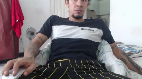 Snapshot of fantasieshotcouple chatting on 09/29/25, 07:08 fantasieshotcouple online show from 09/29/25, 07:08