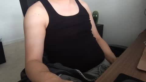 Snapshot of fantasticbake1 chatting on 10/13/25, 11:38 fantasticbake1 online show from 10/13/25, 11:38