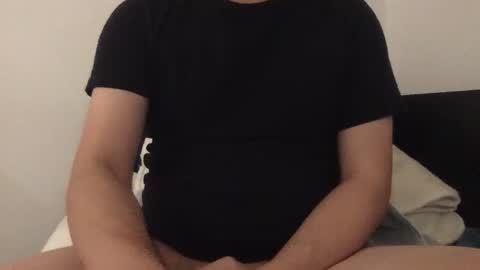 Snapshot of fantasticbake1 chatting on 11/19/25, 10:04 fantasticbake1 online show from 11/19/25, 10:04