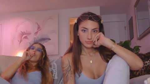 Snapshot of fantasy4uxxx chatting on 09/27/25, 01:54 fantasy4uxxx online show from 09/27/25, 01:54