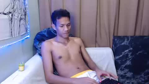 Snapshot of fantasy_davidxx chatting on 11/11/25, 03:12 David online show from 11/11/25, 03:12