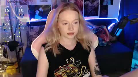 Lisa online show from 07/19/26, 12:53