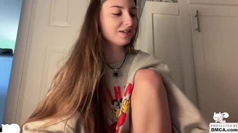 Snapshot of fantasyella chatting on 05/25/26, 11:11 Ella online show from 05/25/26, 11:11