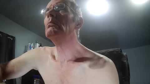 fantasyresort online show from 11/18/25, 04:06