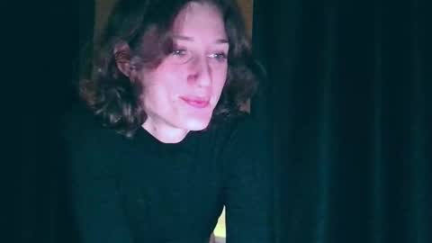 Kira online show from 10/22/25, 10:53