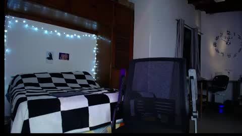 farid_24 online show from 07/11/26, 02:58