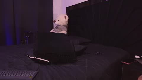 farid_jake_ online show from 11/08/25, 11:36