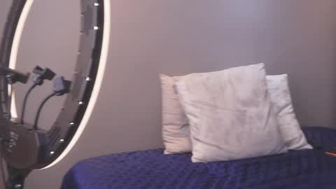 Snapshot of farid_jake_ chatting on 06/06/26, 04:01 farid_jake_ online show from 06/06/26, 04:01