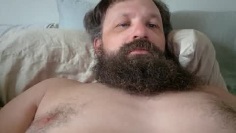 Snapshot of farm2boy chatting on 04/12/26, 03:17 Farm2boy online show from 04/12/26, 03:17