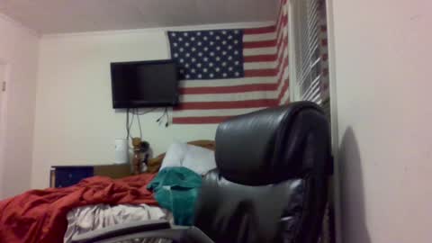 Snapshot of farmboy2398 chatting on 12/02/24, 01:03 farmboy2398 online show from 12/02/24, 01:03