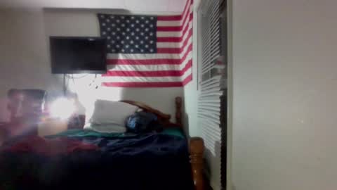 Snapshot of farmboy2398 chatting on 01/17/25, 04:39 farmboy2398 online show from 01/17/25, 04:39