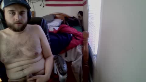 Snapshot of farmboy2398 chatting on 01/22/25, 07:03 farmboy2398 online show from 01/22/25, 07:03