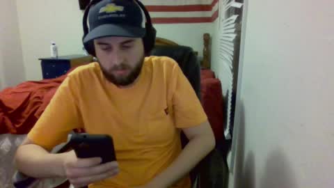 Snapshot of farmboy2398 chatting on 02/28/25, 12:10 farmboy2398 online show from 02/28/25, 12:10