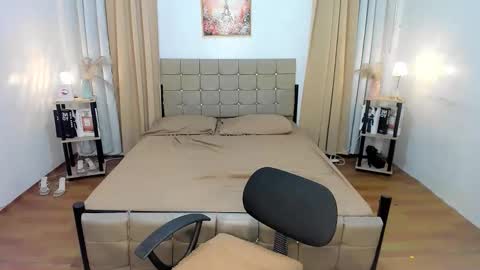 fascinatingtransvalerie online show from 10/05/25, 01:31