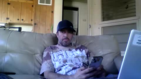 Snapshot of fat_dick_brian chatting on 01/12/26, 05:40 FATdickBOY online show from 01/12/26, 05:40
