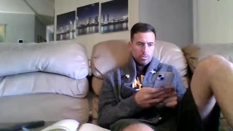 Snapshot of fat_dick_brian chatting on 04/21/26, 04:45 FATdickBOY online show from 04/21/26, 04:45