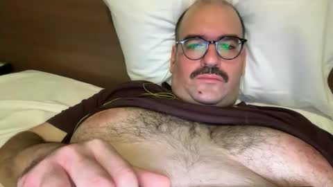 Snapshot of fatandfurry chatting on 10/21/25, 11:05 Mammouth online show from 10/21/25, 11:05