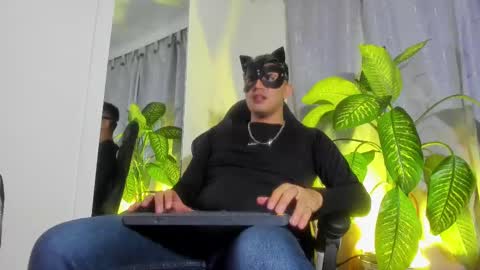 Snapshot of fatass_420 chatting on 01/22/25, 09:02 Johan online show from 01/22/25, 09:02