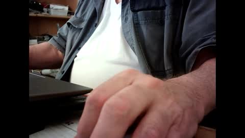 Snapshot of fatbellyitalian chatting on 09/18/25, 01:02 fatbellyitalian online show from 09/18/25, 01:02