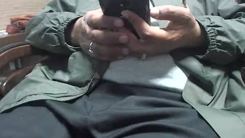 Snapshot of fatcock2026 chatting on 11/29/25, 11:24 sexlover online show from 11/29/25, 11:24