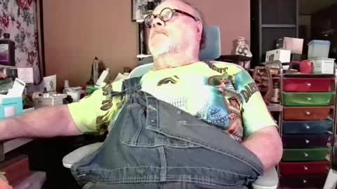 Fred. online show from 12/22/24, 08:27