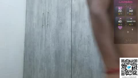 Snapshot of fatherfly001 chatting on 09/14/25, 04:33 fatherfly001 online show from 09/14/25, 04:33