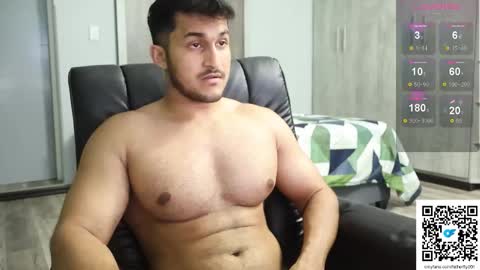 Snapshot of fatherfly001 chatting on 10/06/25, 10:40 fatherfly001 online show from 10/06/25, 10:40