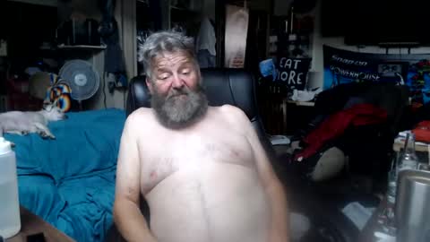 Snapshot of fatman01 chatting on 08/01/26, 03:28 Fatman01 online show from 08/01/26, 03:28