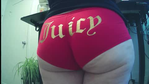 Zoey online show from 11/25/25, 12:27